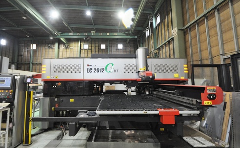 パンチ・ファイバーレーザ複合機